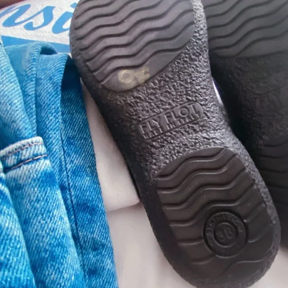 Fly Flot Italian Comfort floral embroidered slip on wool mules - Picture 8 of 14